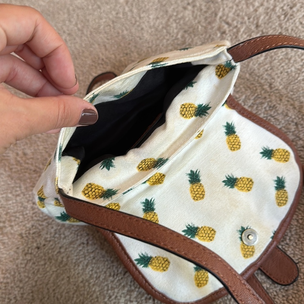 forever 21 pineapple cross body bag - Picture 5 of 5